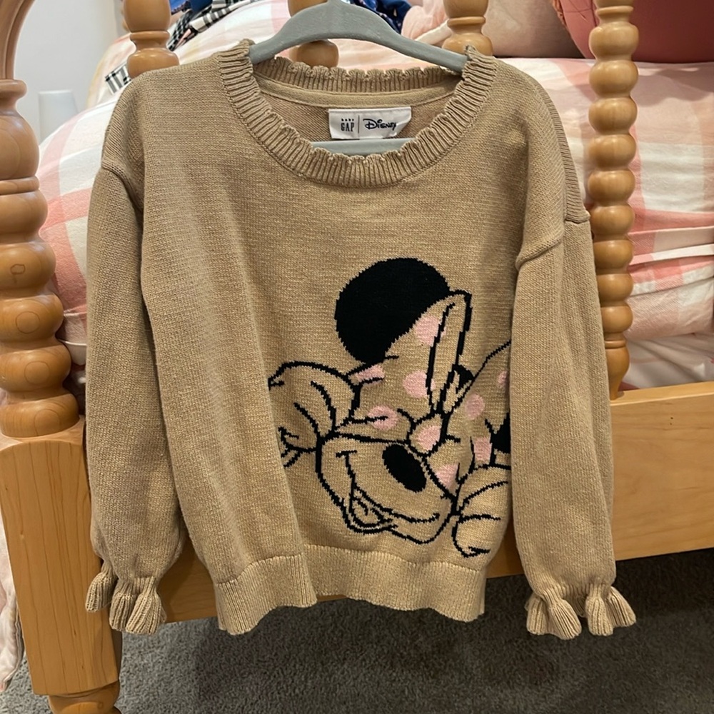 Minnie GAP sweater